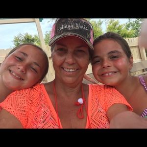 Meet your Posher, Terri